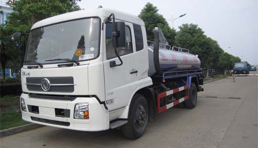 專業(yè)吸糞車與吸污車導(dǎo)購指南 東風(fēng)8方吸糞車、東風(fēng)天錦吸糞車及程力專汽廠家解析